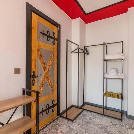 Fabulous With Private Swimming Pool,söğüt Söğüt
